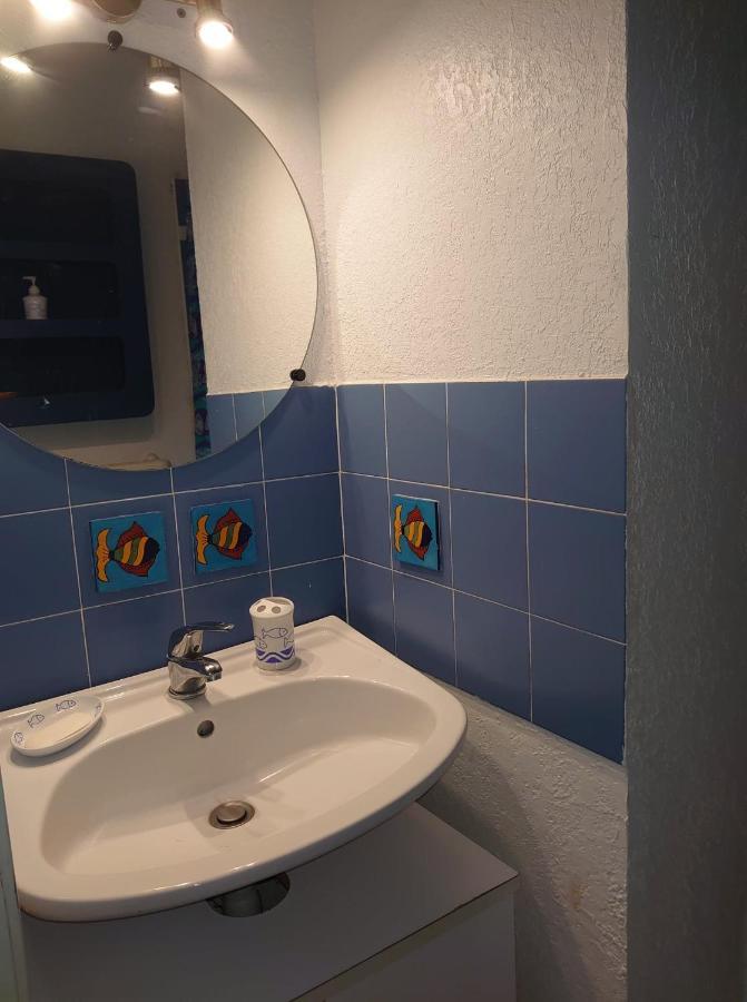 4Rb86 Appartement Type T2 Cabine Dans Residence Bord De Mer A Колюр Екстериор снимка